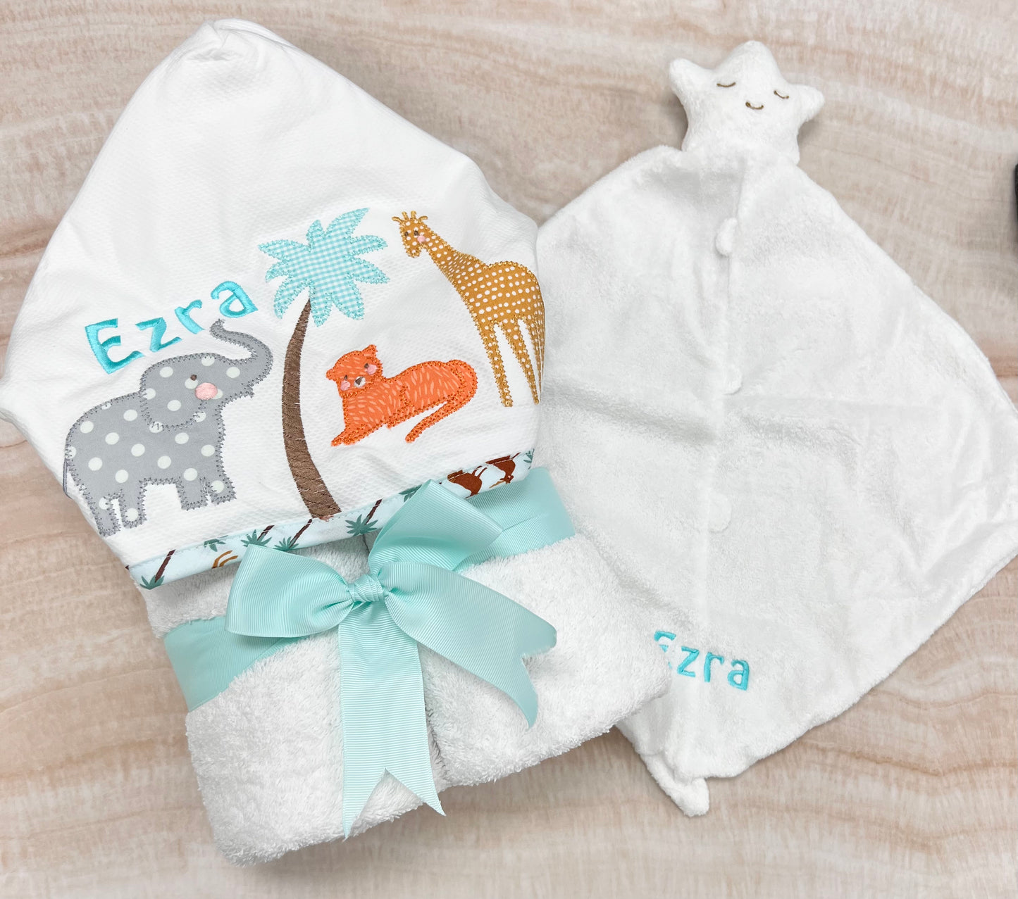 Personalized Safari Baby Hooded Towel - Give Wink