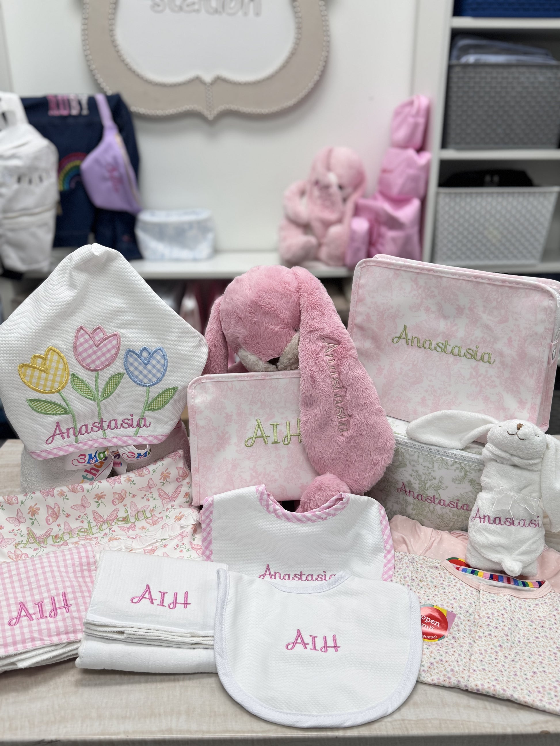 Personalized Baby Girl Tulip Hooded Towel - Give Wink