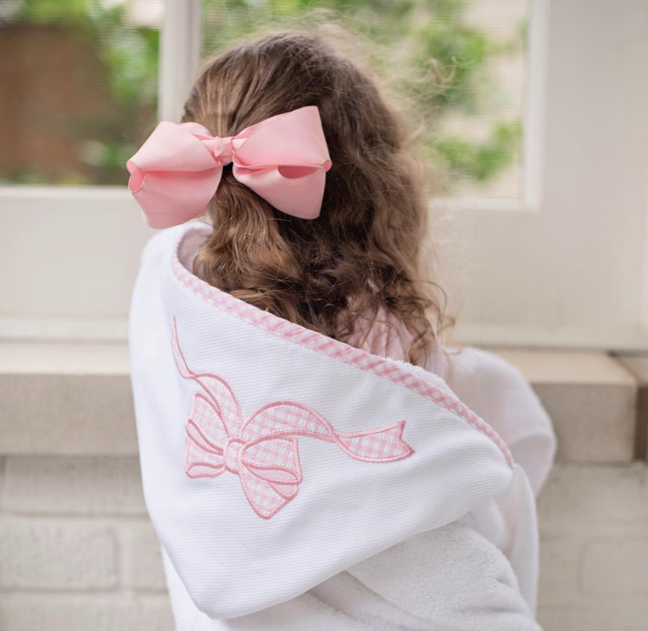 Personalized Baby Girl Pink Bow Hooded Towel - Give Wink