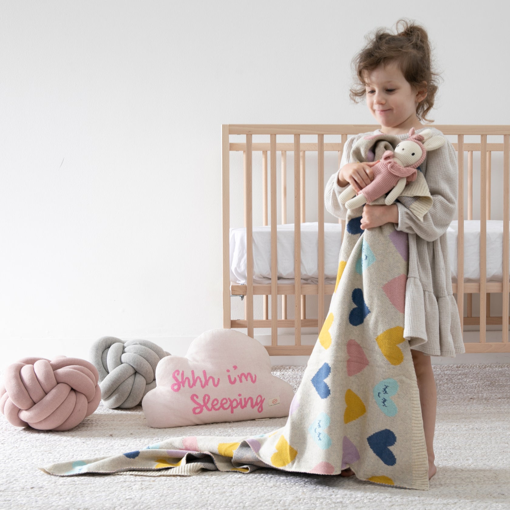 Happy Hearts 3 Piece Knitted Baby Travel Set - Give Wink