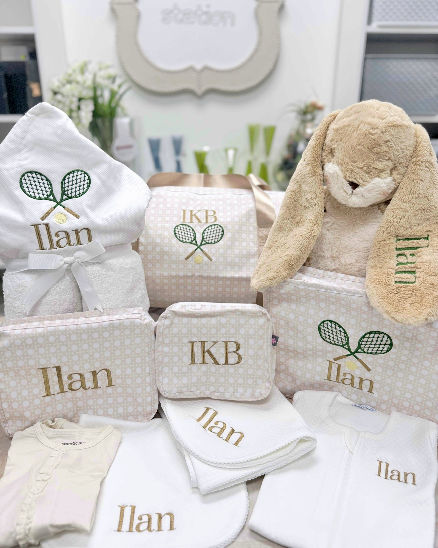 Personalized Glossed Bungalow Beige Organizing Trio - Give Wink