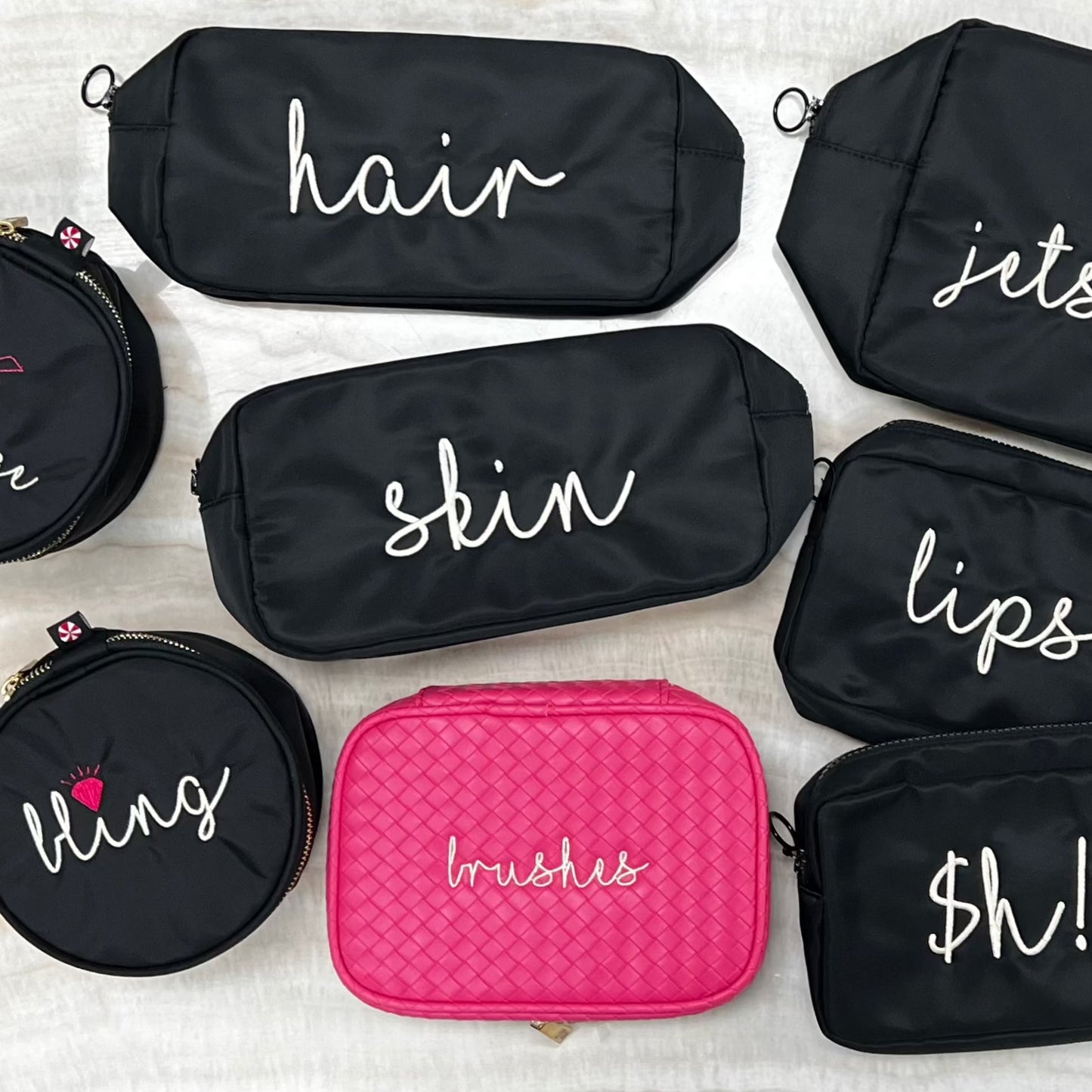 Personalized Luxe Zip Around - Give Wink