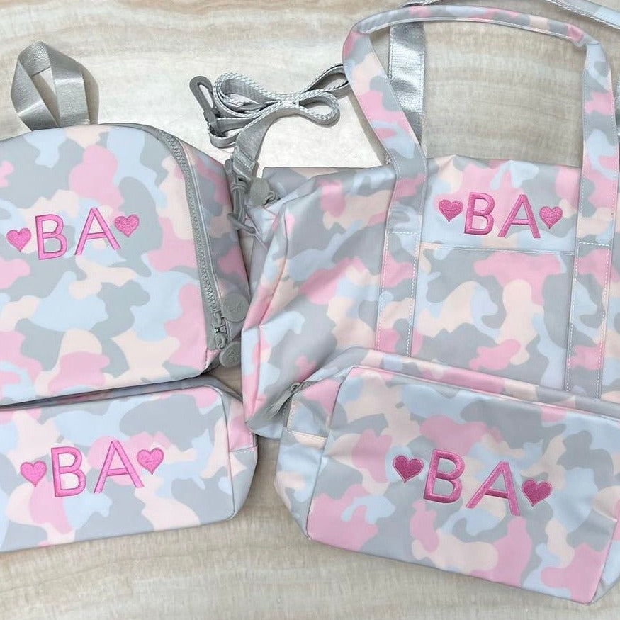 Personalized Big Glam Pink Camo Pouch - Give Wink