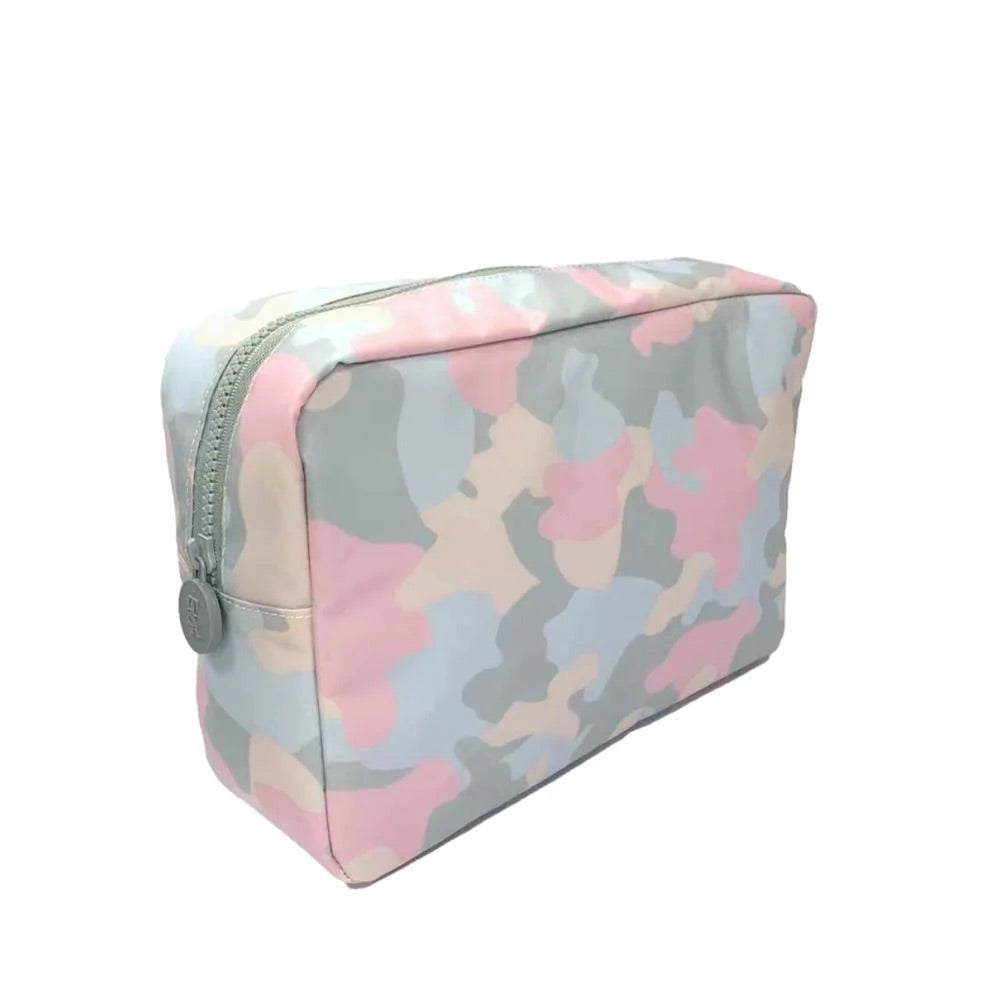 Personalized Big Glam Pink Camo Pouch - Give Wink